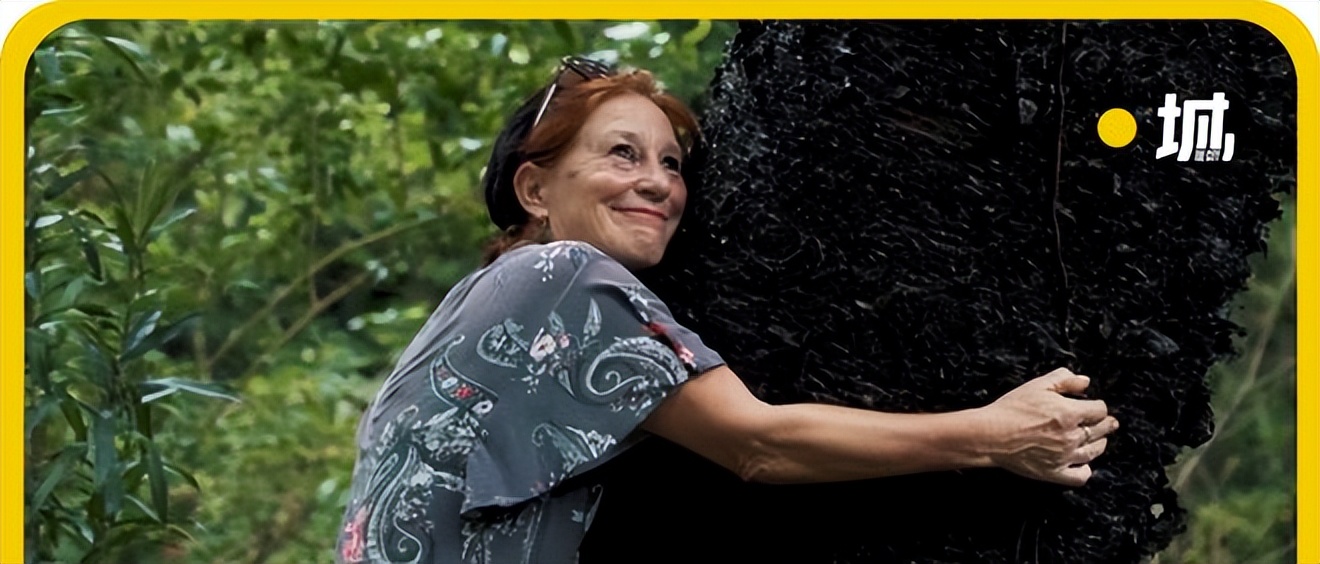 她隐居香港33年，坐拥天然泳池和农场，却用了一辈子二手货！