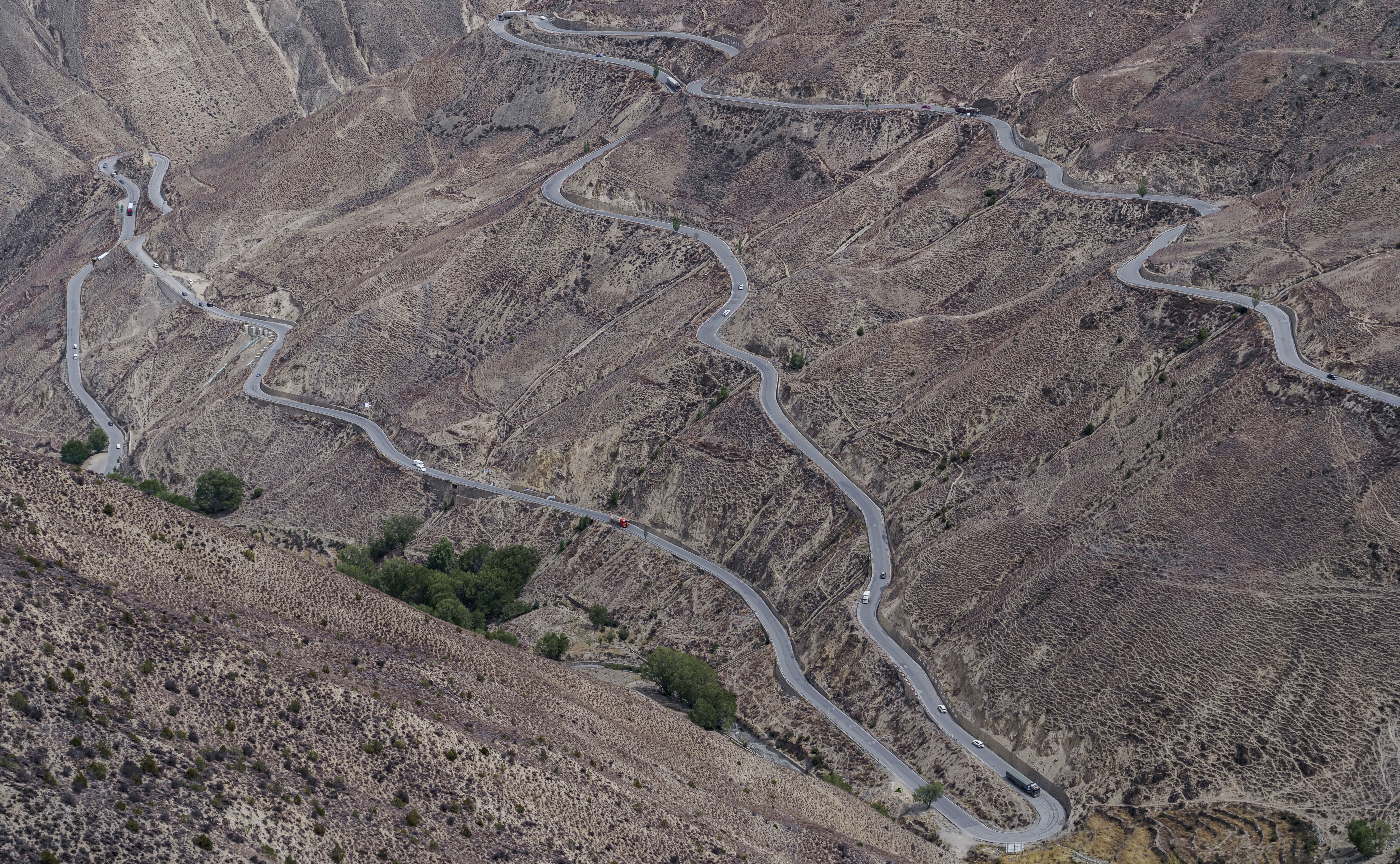 昌都至成都川藏318路线详细图,拉萨到昌都川藏317自驾游攻略