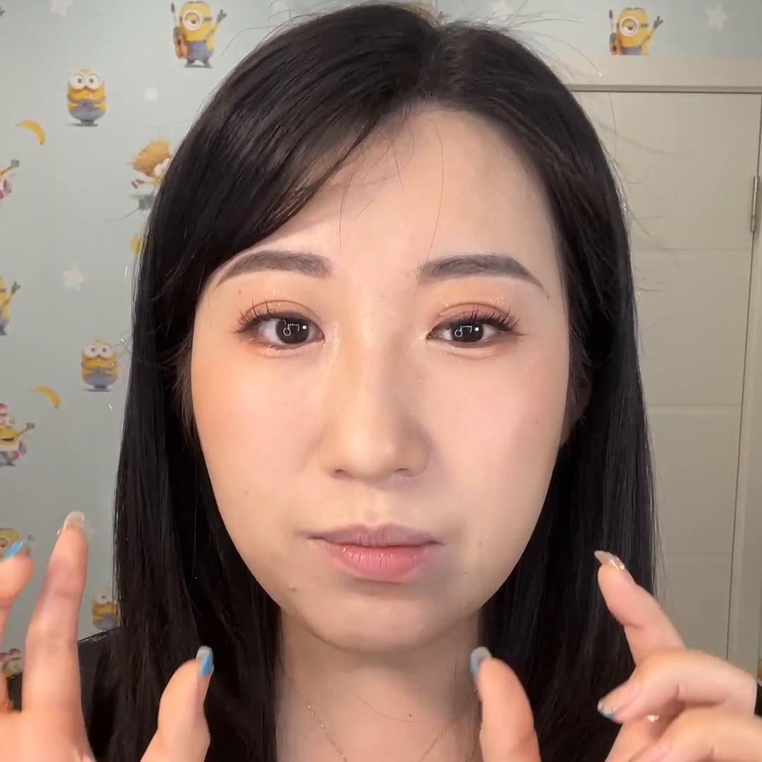 不掉色的镜面唇釉推荐平价,镜面感超强镜面唇釉成膜