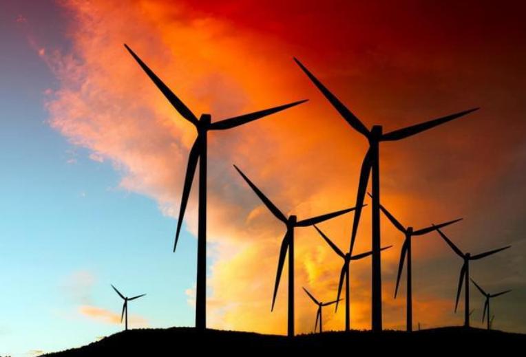 风力发电大风车转一圈挣多少钱,造价千万的大风车一天能发多少电