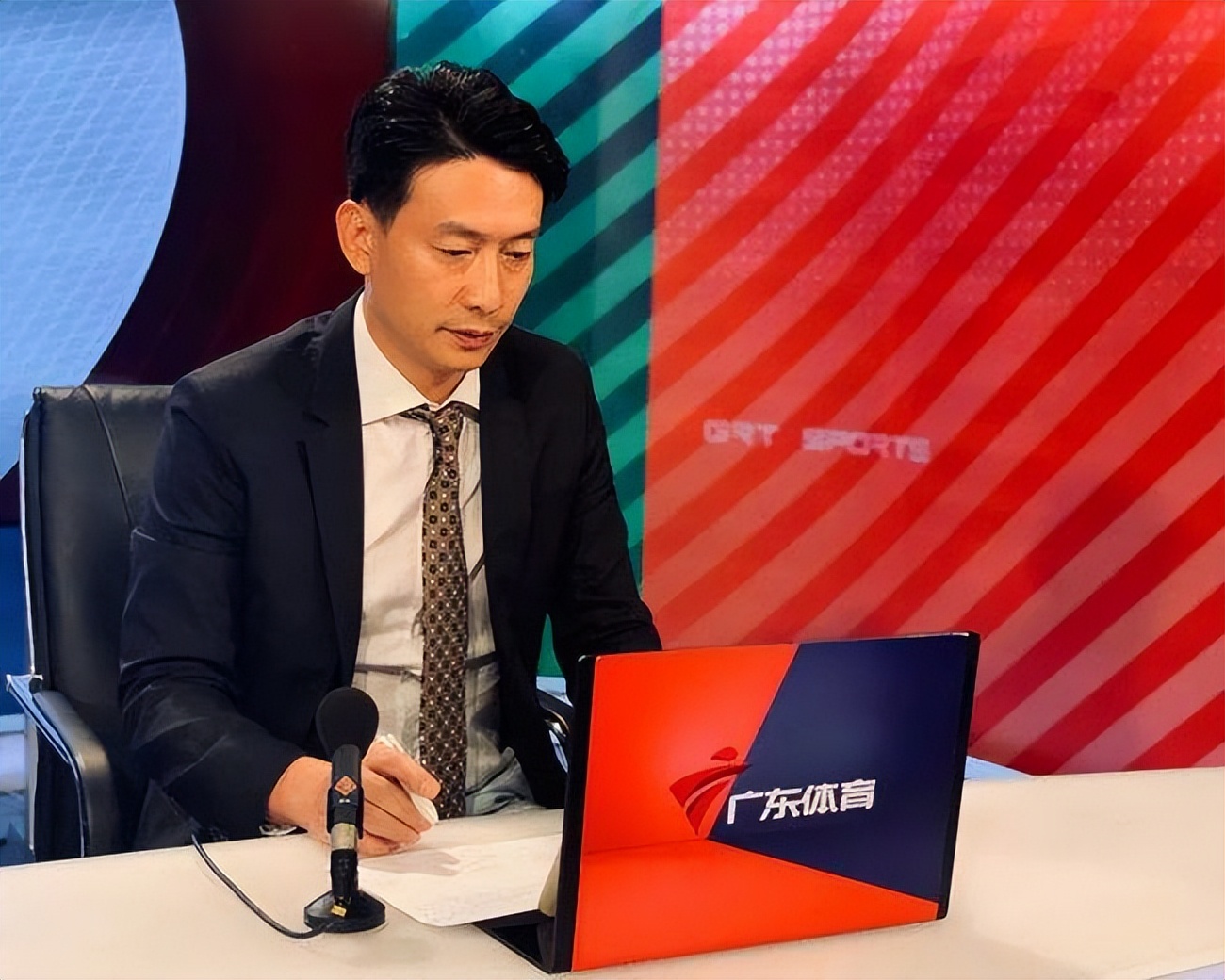 四川全兴马麦罗脚后跟进球,四川全兴足球队纪录片