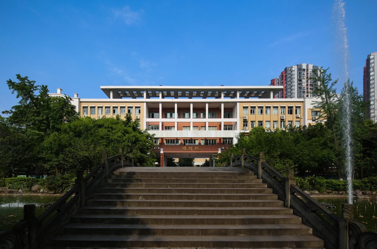 重庆实验中学和杨家坪中学哪个好,重庆礼嘉中学重庆排名