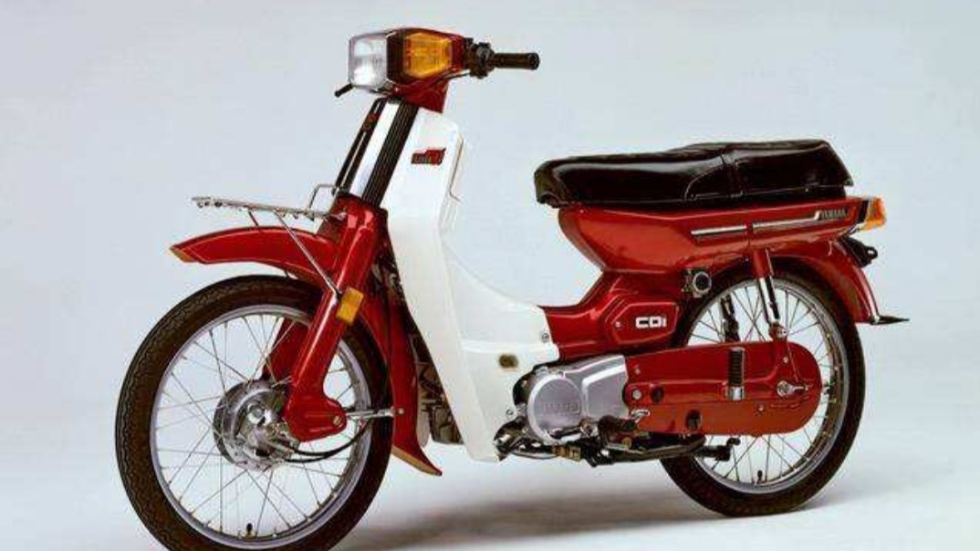 80年代的弯梁摩托车是什么样子的,弯梁摩托车八十年代