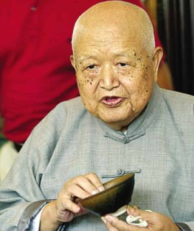 金缕玉衣骗25亿专家谢根荣,谢根荣现状