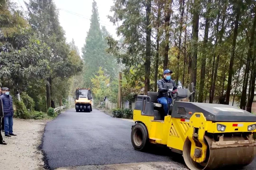 青城山镇：奋楫笃行，臻于至善，深耕青山热土！