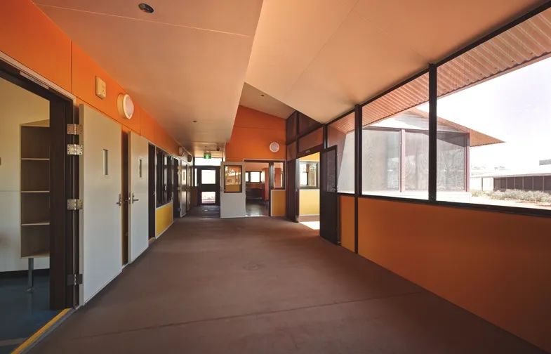 人性化监狱设计感,乌托邦牢房