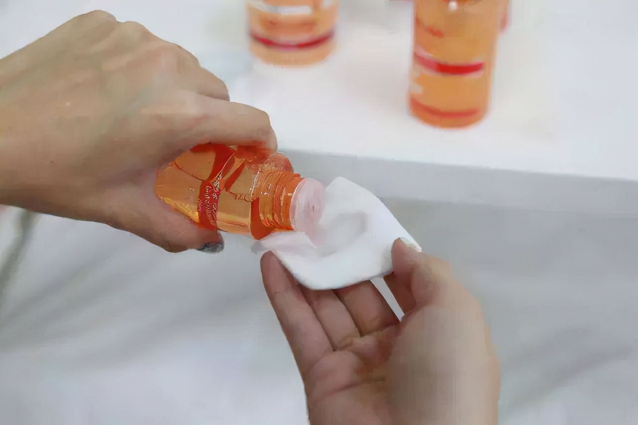 美妆教程日常化妆新手必备,美妆教程日常化妆初学零基础