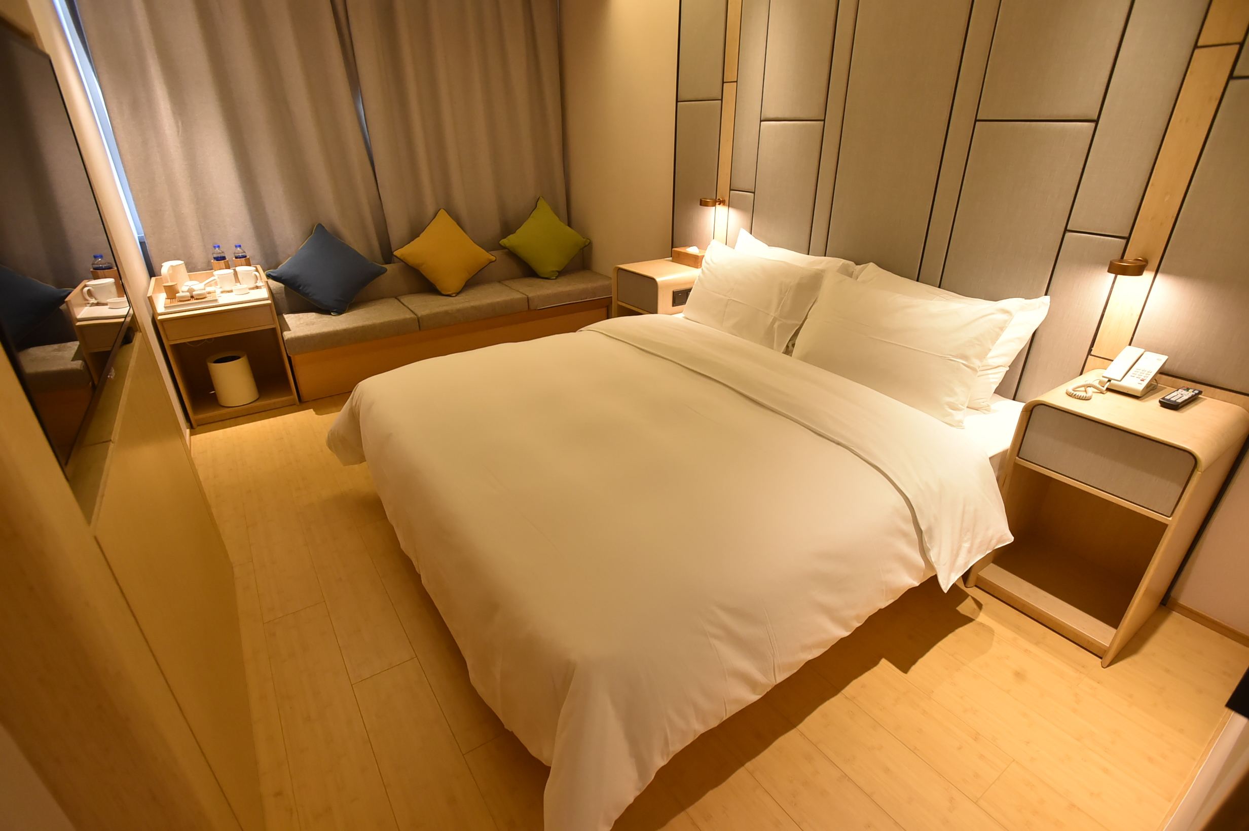 熟人带着去买的四件套感觉被坑了,有没有在淘宝上买四件套被坑的