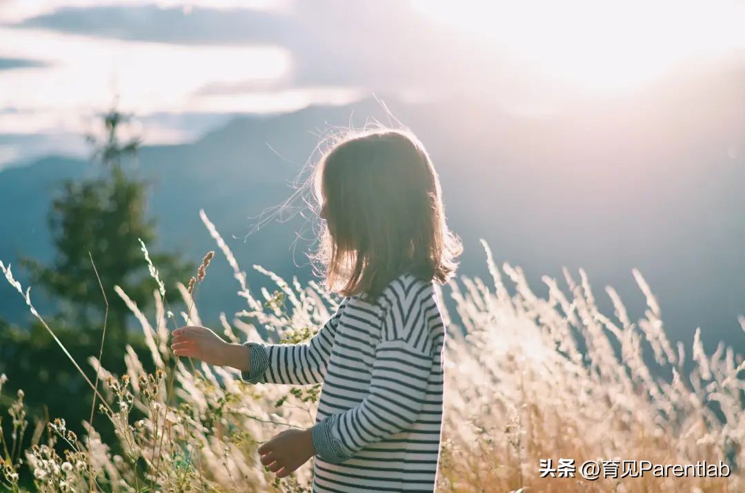面对孩子的情绪,当孩子出现情绪我们该如何应对