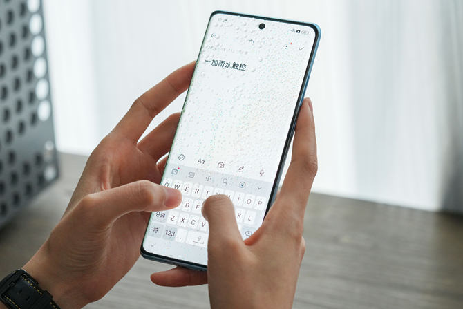 一加ace3也是东方屏吗,一加ace3配置的东方屏