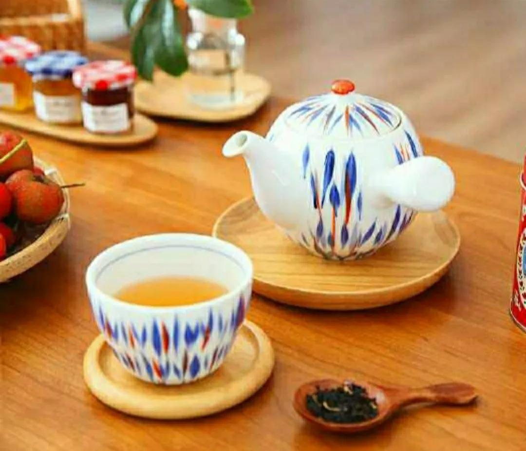 退休了无限自由，原先的东西已经没用该弃的正在丢掉