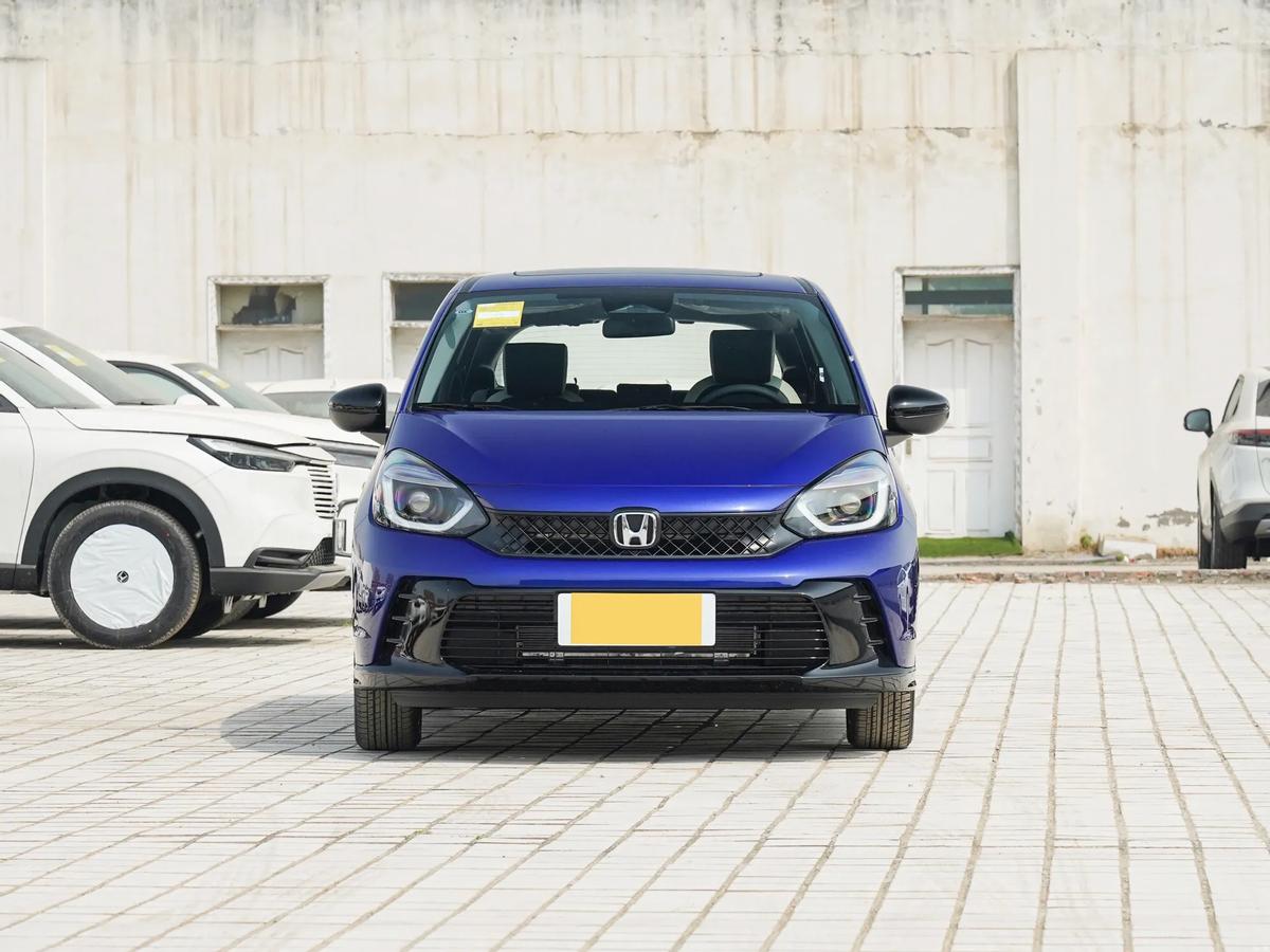 新车推荐5-8万本田飞度,本田第四代飞度顶配配置介绍视频