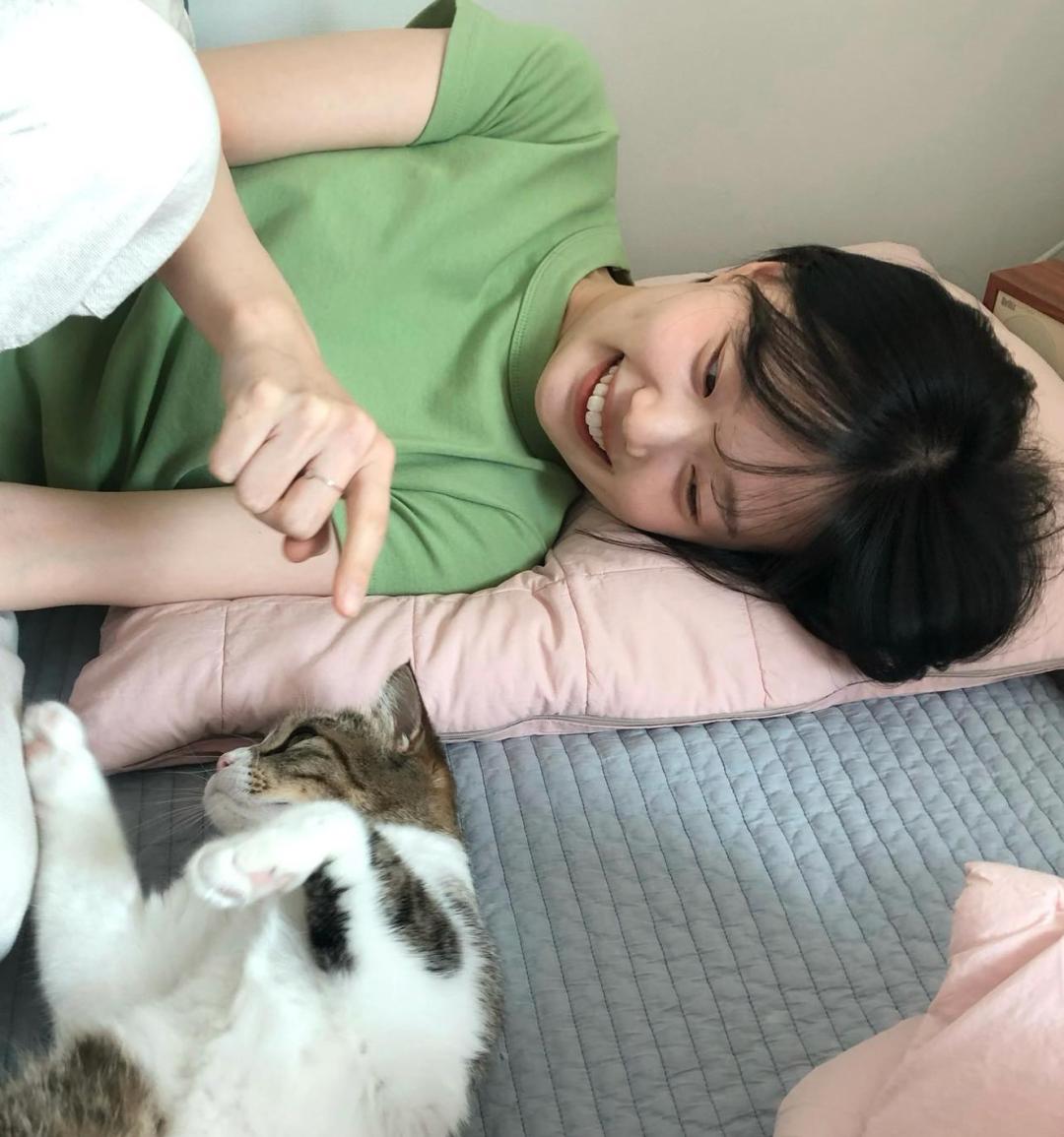 时尚博主的19件夏季日常穿搭look,这位博主的减龄穿搭值得学习