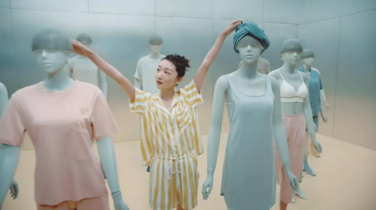 alexanderwang鍥炲綊绯诲垪,alexanderwang杩戞湡鏈嶈璁捐