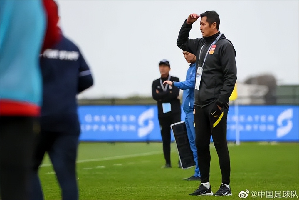 杨晨率U17国足迪拜拉练,杨晨谈u17男足精神面貌