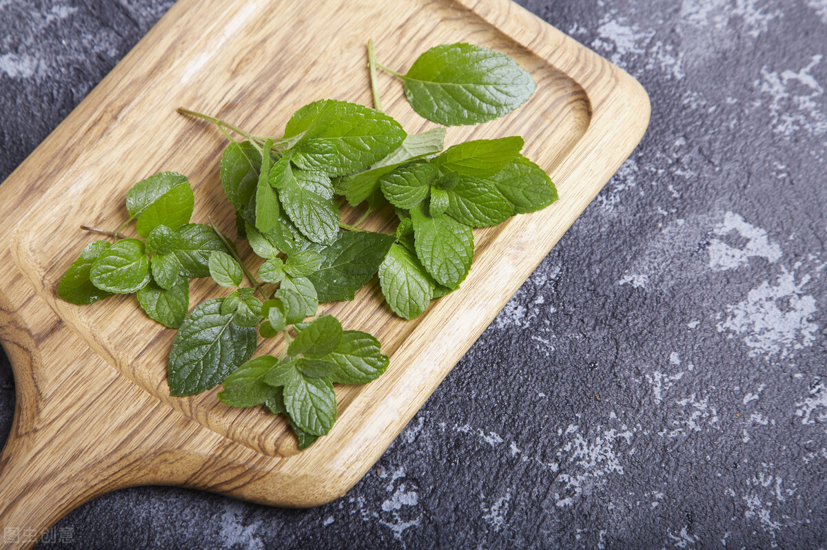 39岁女子那里流血4年，没想到踏上癌症道路！仲景名方，扼杀癌症