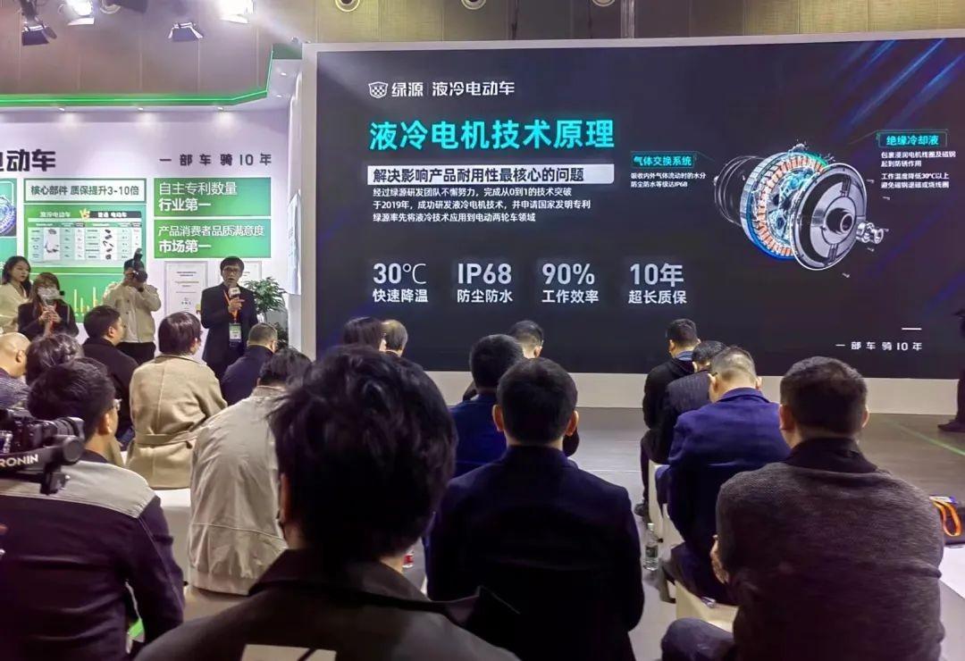 电动车真空胎使用寿命多长时间,电动车汽车一般可以开多少年