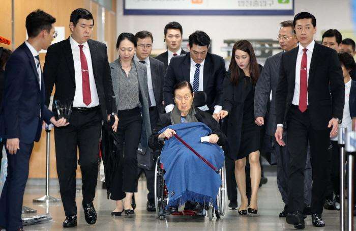 韩国乐天彻底退市了吗,韩国乐天在中国咋样了