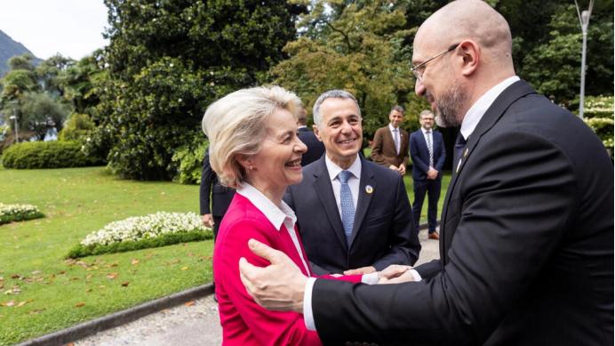 用俄罗斯的钱帮乌克兰,打赢俄罗斯?俄大使直言:他们没那个胆