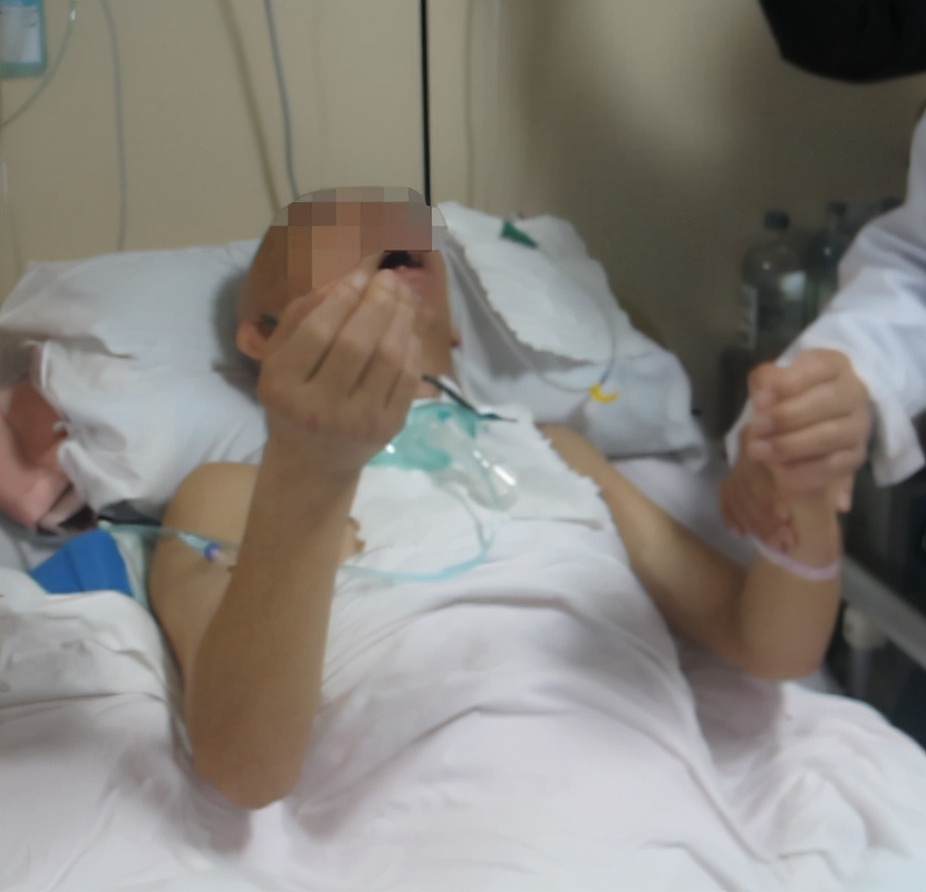 前交通动脉瘤破裂后开颅治疗风险,脑前交通动脉瘤破裂出血