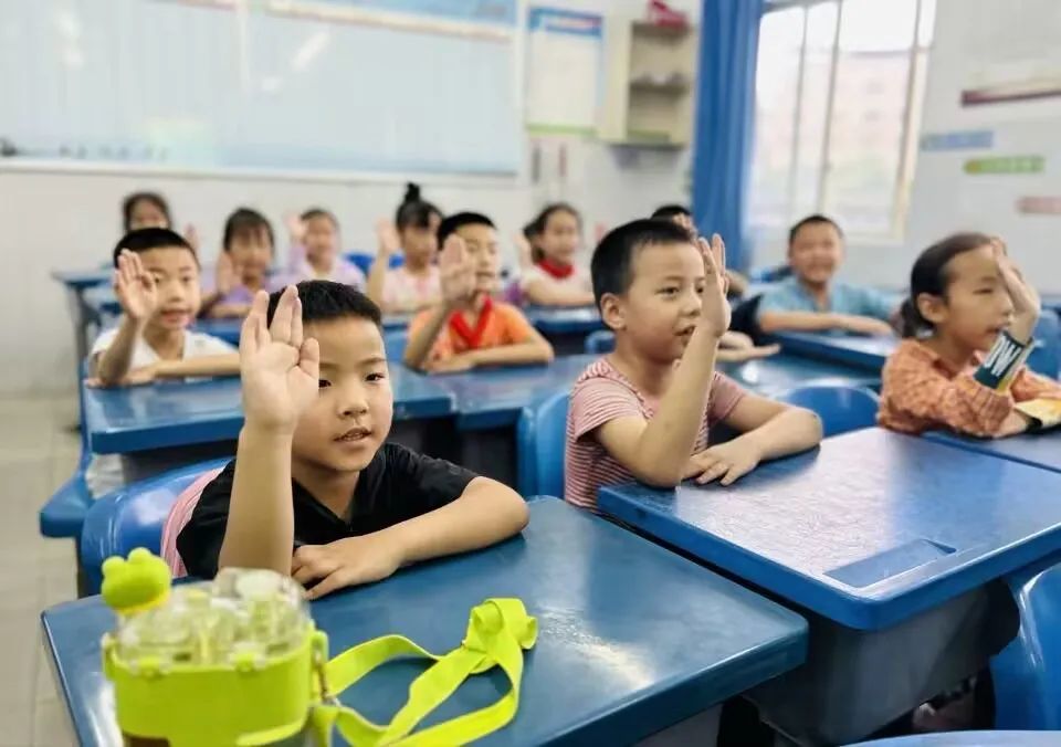 小学课后服务语文,金康园小学课后服务课