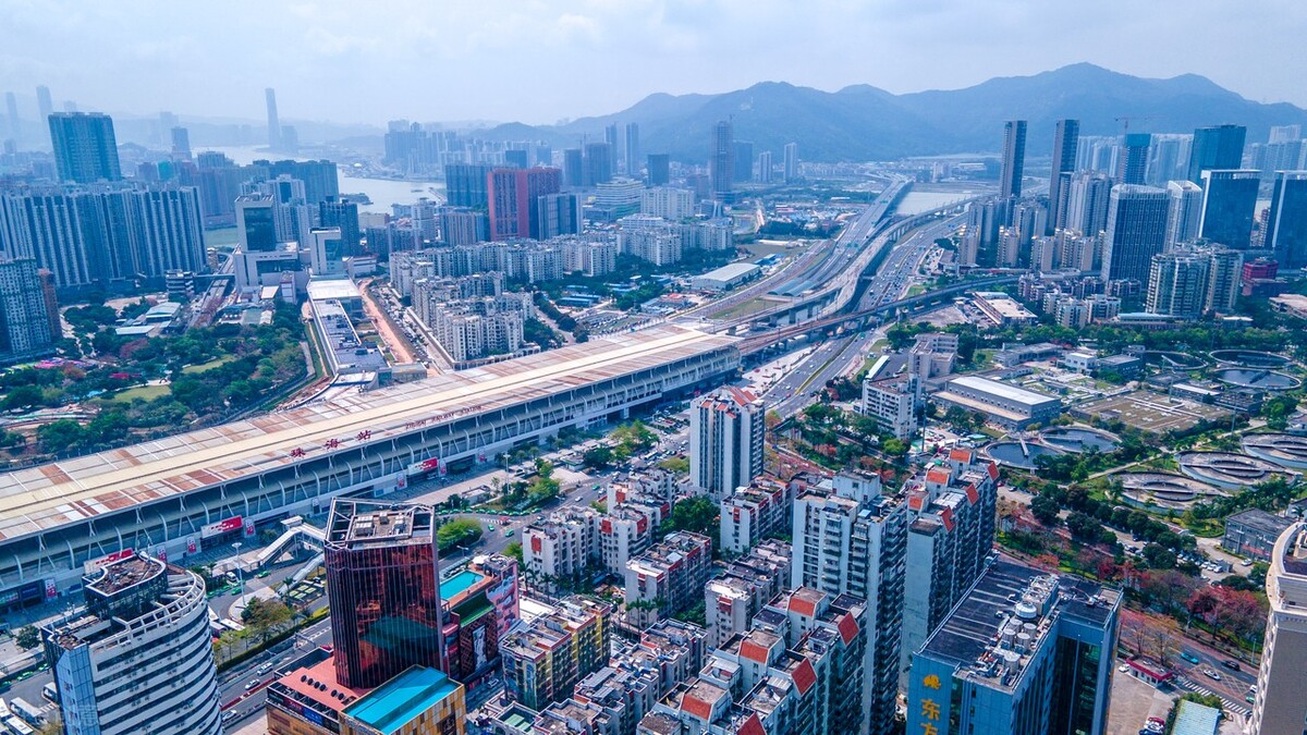 珠海楼市，东强西弱，冰火两重天，近3万套的库存何去何从