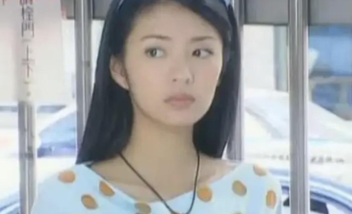 白富美家世显赫,9位娱圈消失的白富美