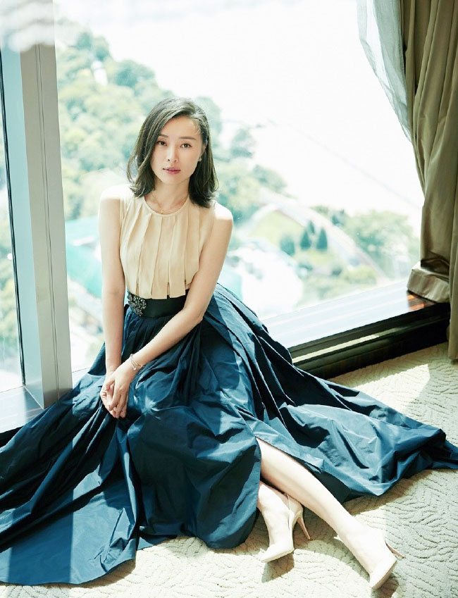 “白玉兰奖”吴越:给中风父亲安装家庭电梯,她的单身是父亲的痛