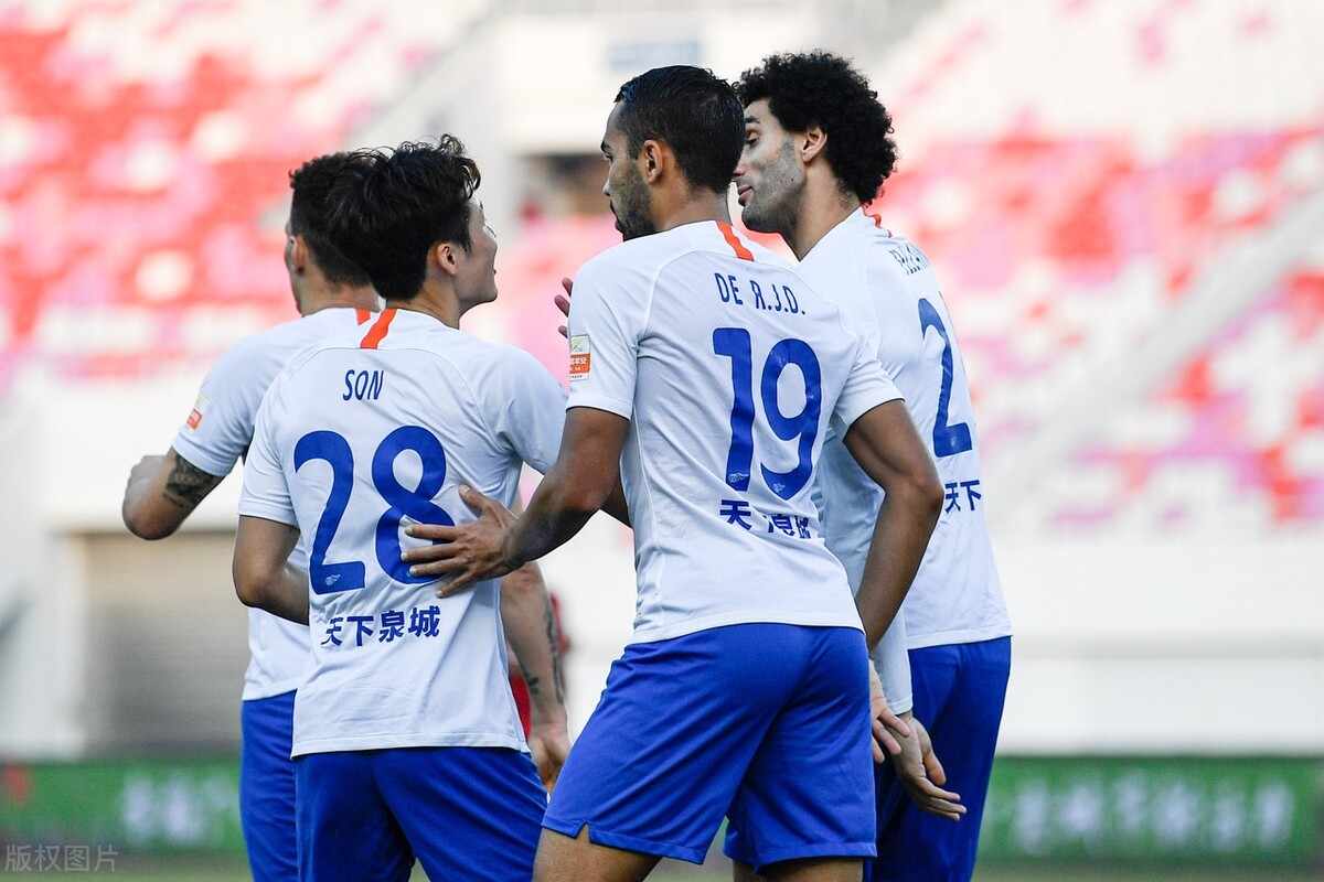 2021中超冠军山东泰山队精彩集锦,中超山东泰山5-1获亚军