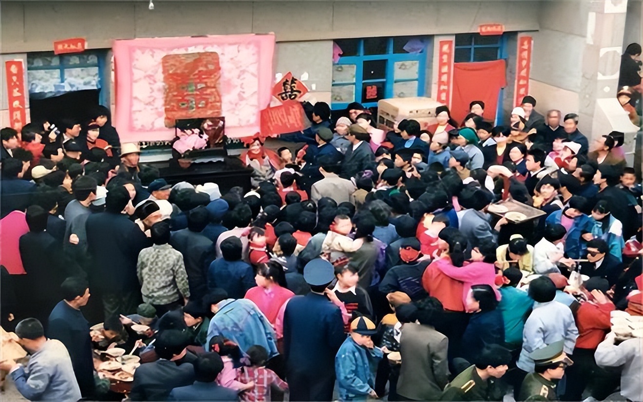 妻子不愿办身份证，江西男子2021年才得知，她是越狱27年的人贩子