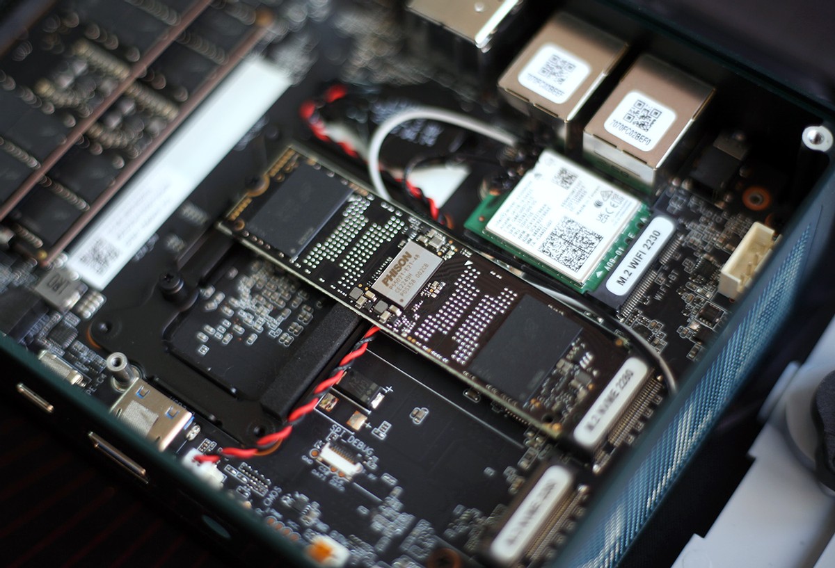 光追主机显卡推荐,零刻gtr77840hs65w迷你电脑主机