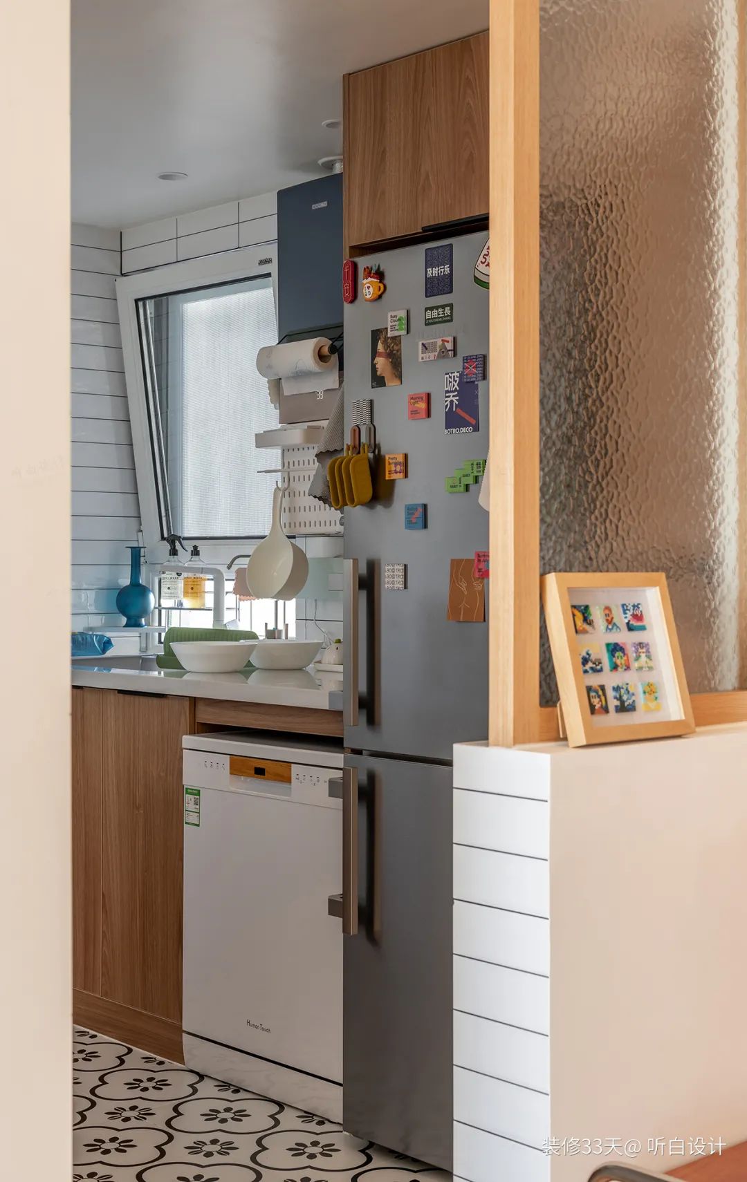 橱柜放冰箱冰箱凸出,冰箱比橱柜凸出20cm怎么处理美观