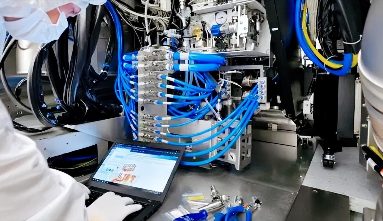 asml卖给中国的光刻机用来干什么,为什么只有asml能造光刻机