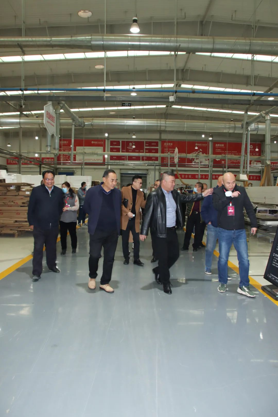 灞辫タ濂囩編姗辨煖,灞辫タ濂囩編鍘ㄦ煖绉戞妧鏈夐檺鍏徃