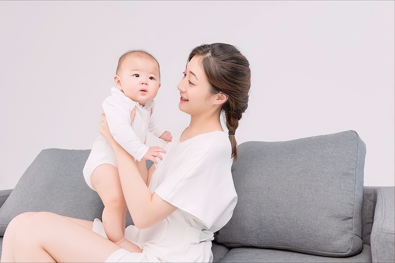 婴儿如何教他喊爸爸妈妈,如何训练宝宝开口叫妈妈爸爸