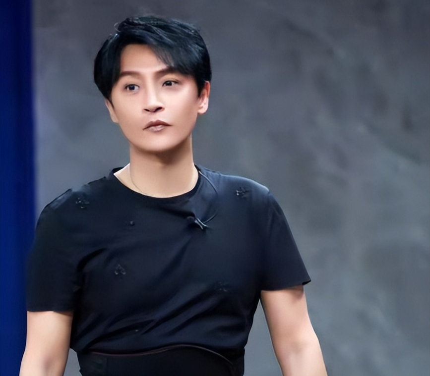 陈志朋近况如何,拖欠经纪人工资