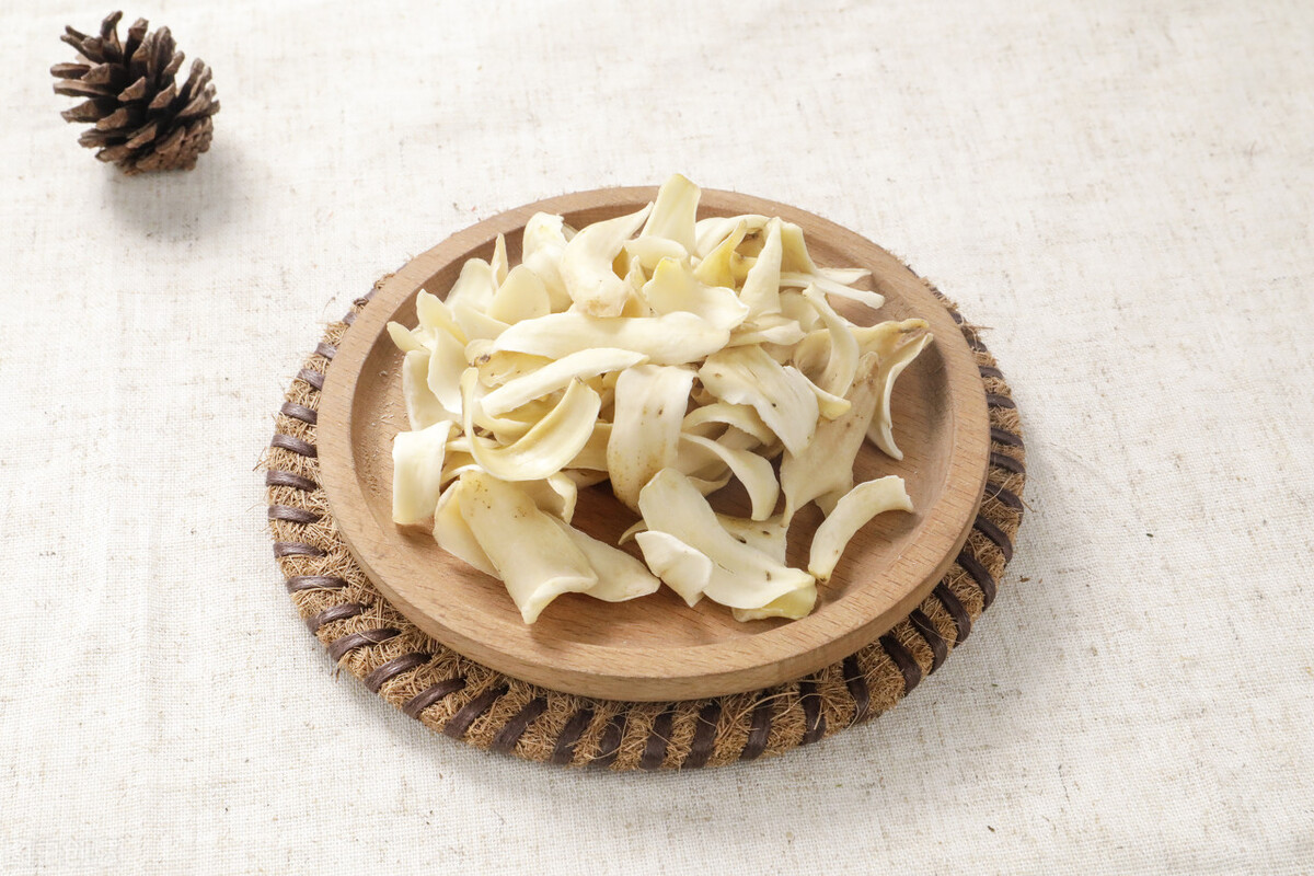 嗓子痰特别多吐不完吃什么效果好,嗓子总有痰粘着吐不干净小偏方