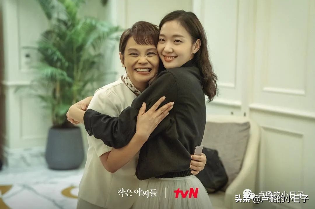 秋瓷炫和宋仲基演的韩国剧,宋仲基秋瓷炫