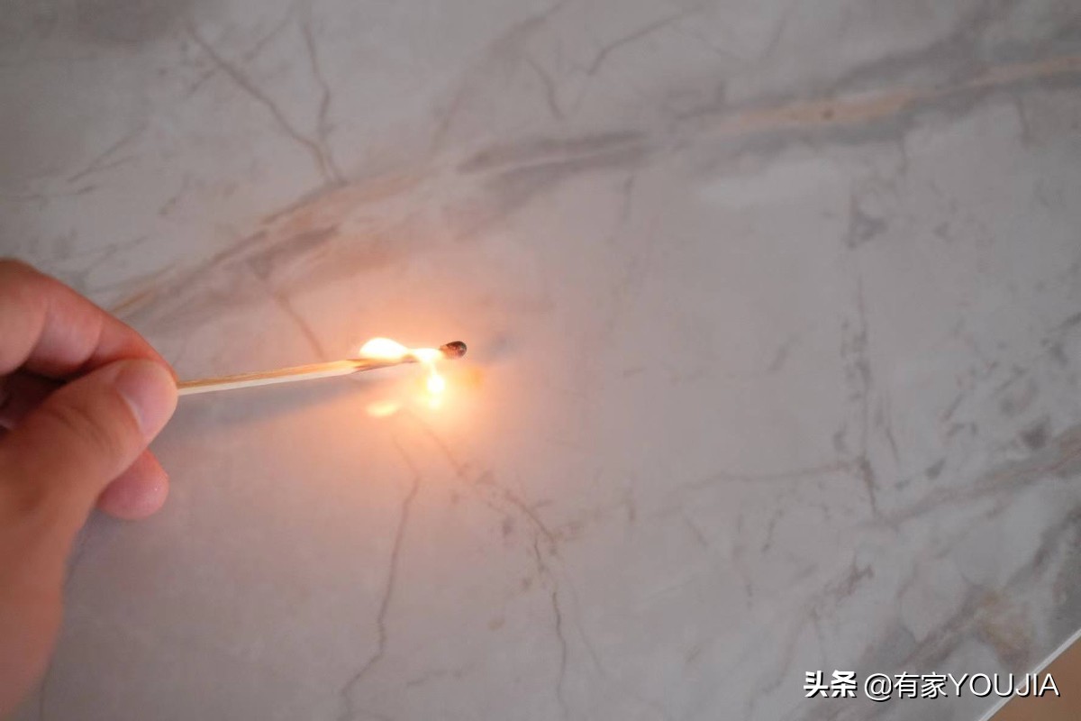 怎么选择正品岩板餐桌,选什么样的岩板餐桌