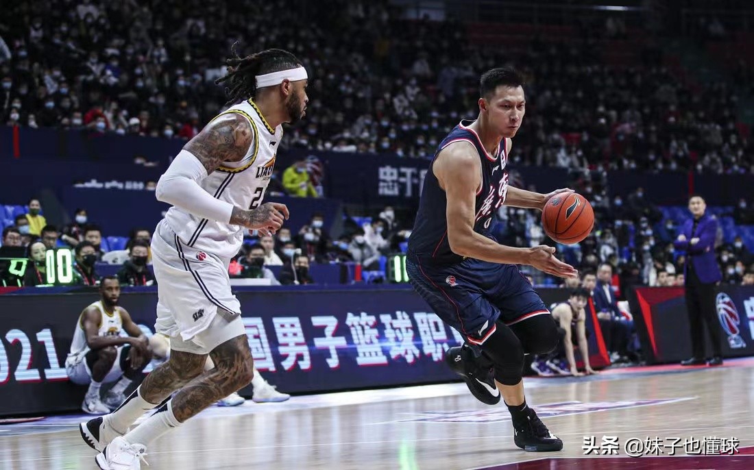 黑马打爆广东杜锋因4点怒吼,杜锋被广东逼出三十四次失误