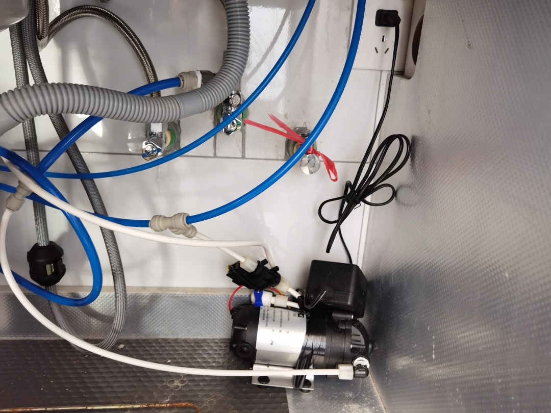 进水水压低找谁解决,上海3m净水器漏水怎么办