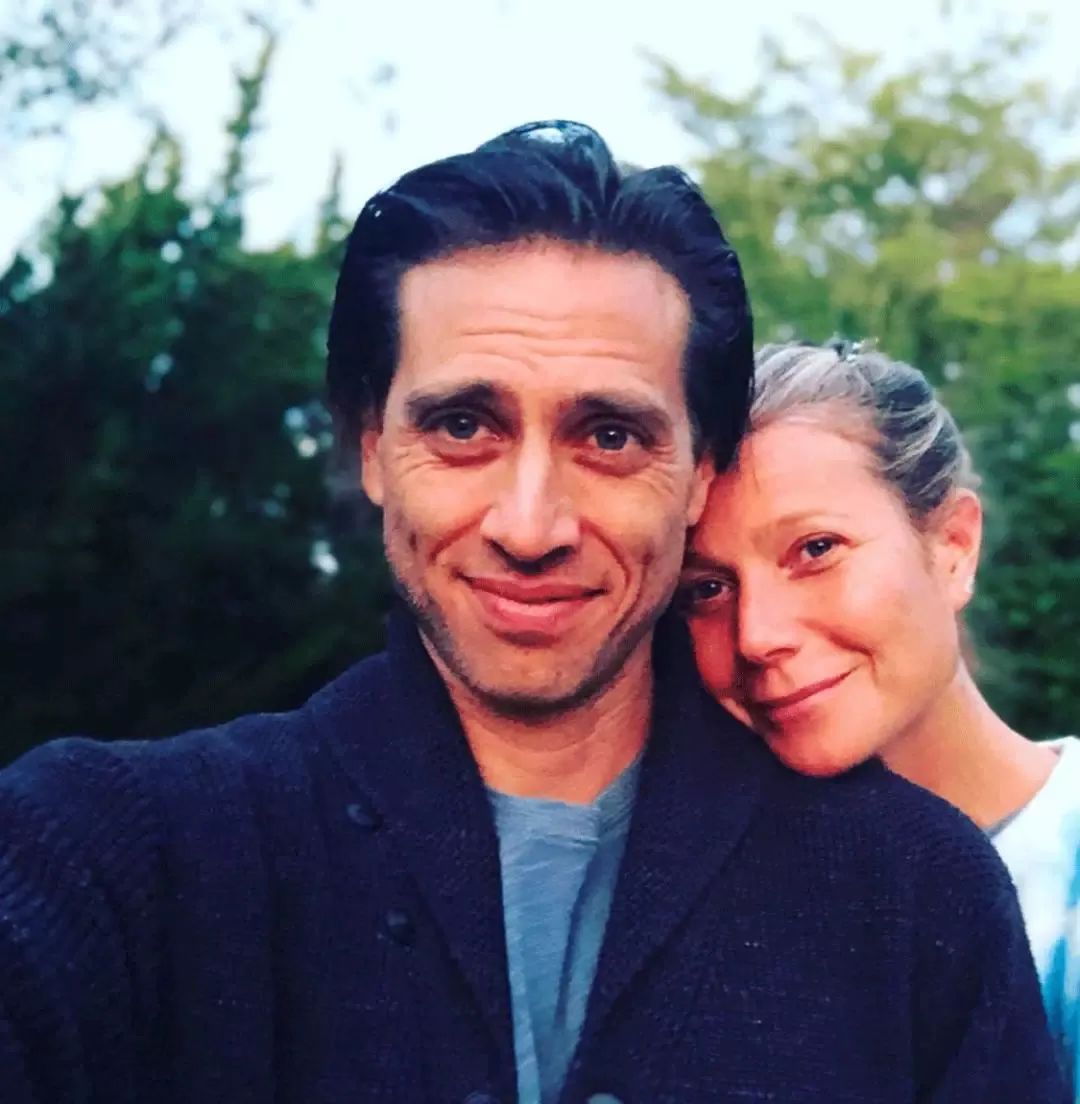 美成天花板、疯到没三观，卖“假货”骗晕2000W人？再帅都逃不过