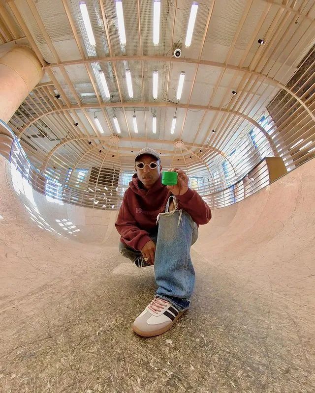 adidas重新发售yeezy (adidas yeezy积压库存超5亿美元)