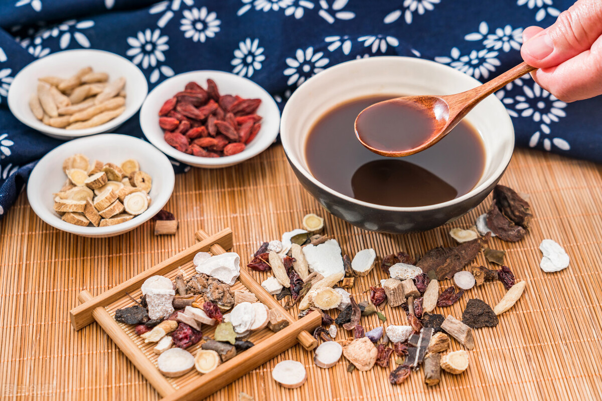 冠心病、心绞痛、盗汗口渴,多有淤血!妙用血府逐瘀汤,巧妙化解