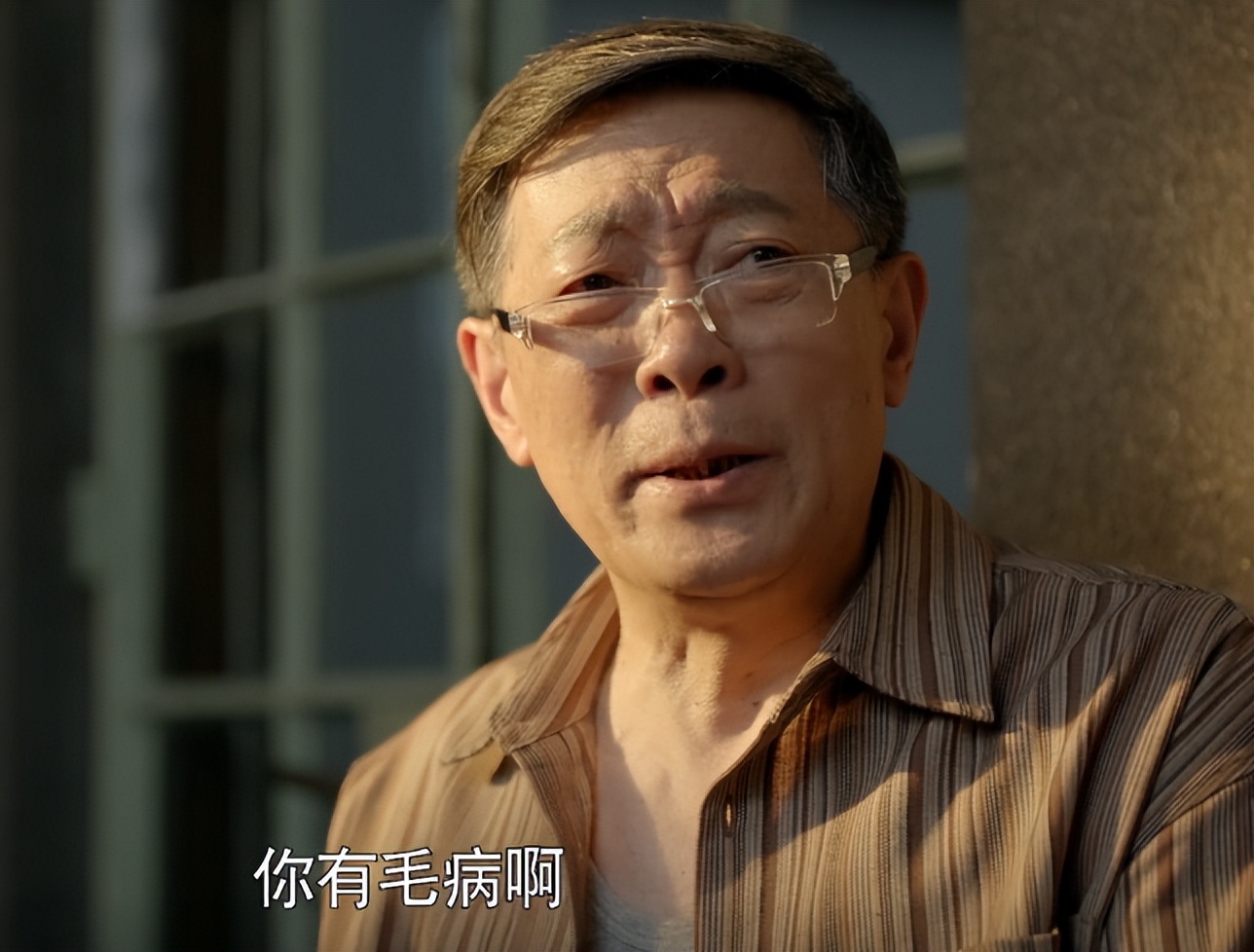 张颂文和冯绍峰走红毯互相谦让,冯绍峰张颂文翻白眼