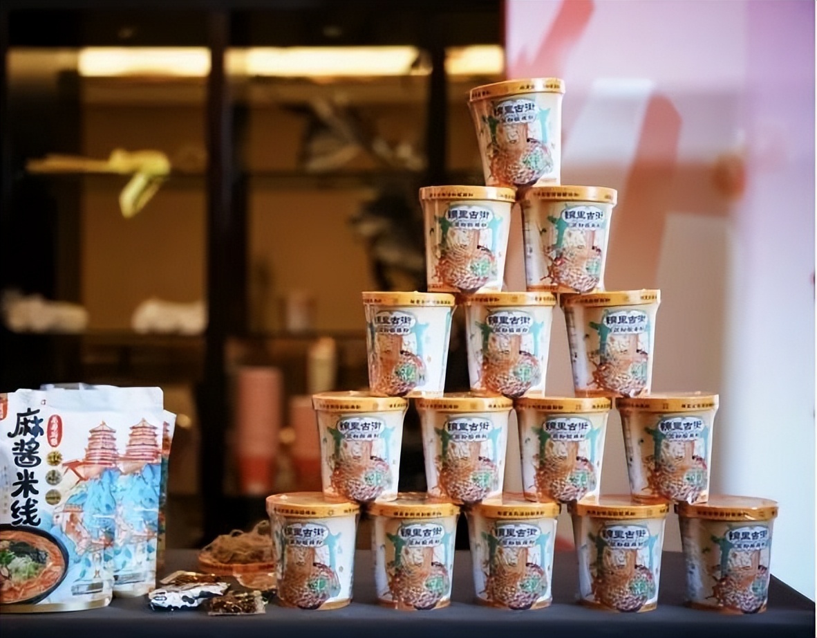 阿宽红油面皮迎来BIG版，白家阿宽多款新品亮相糖酒会