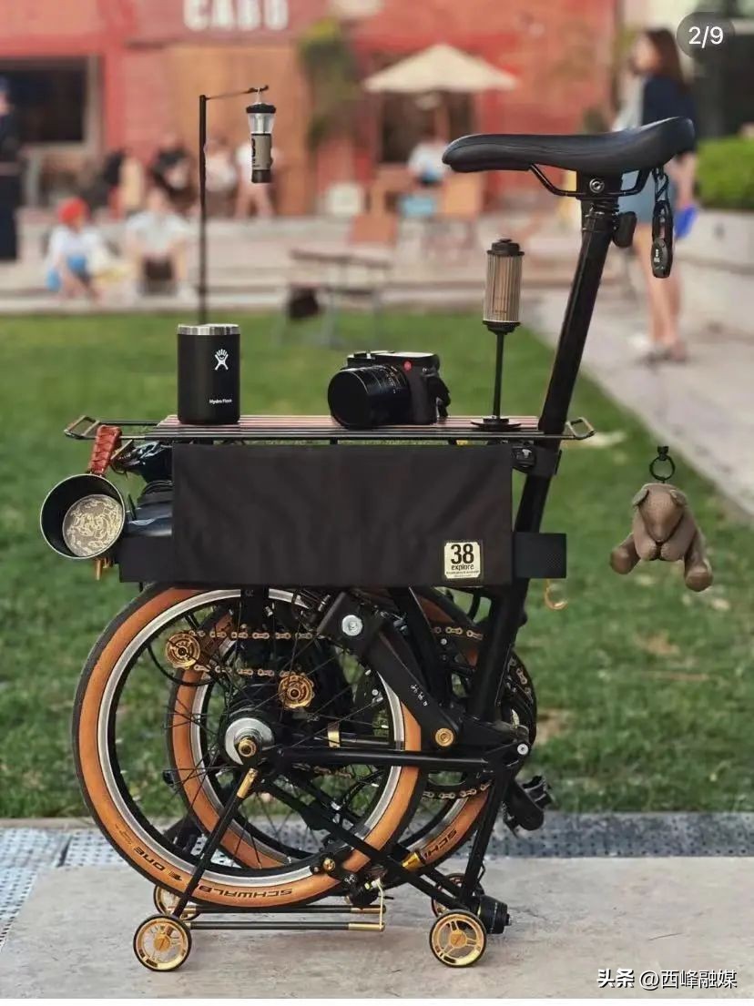 靠卖萌,年赚6亿!这个“大玩具”,掏空*男猛**钱包