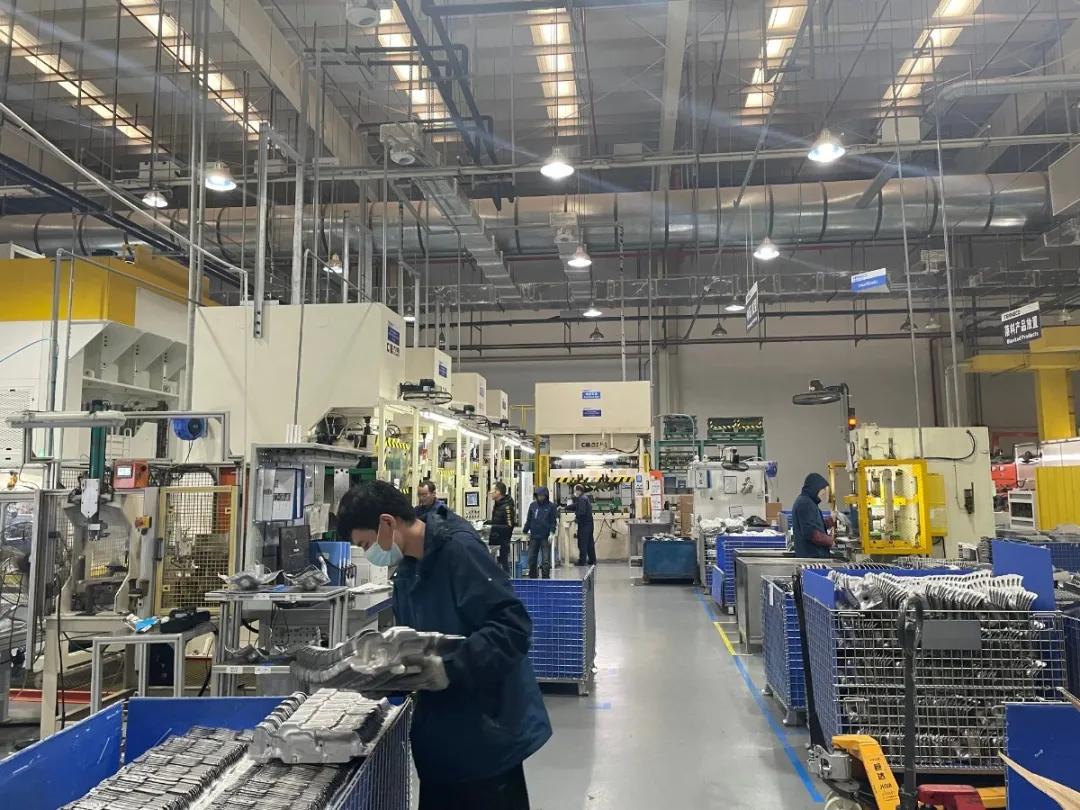 铆足干劲奋力实现开门红,铆足干劲合力干勇争首季开门红