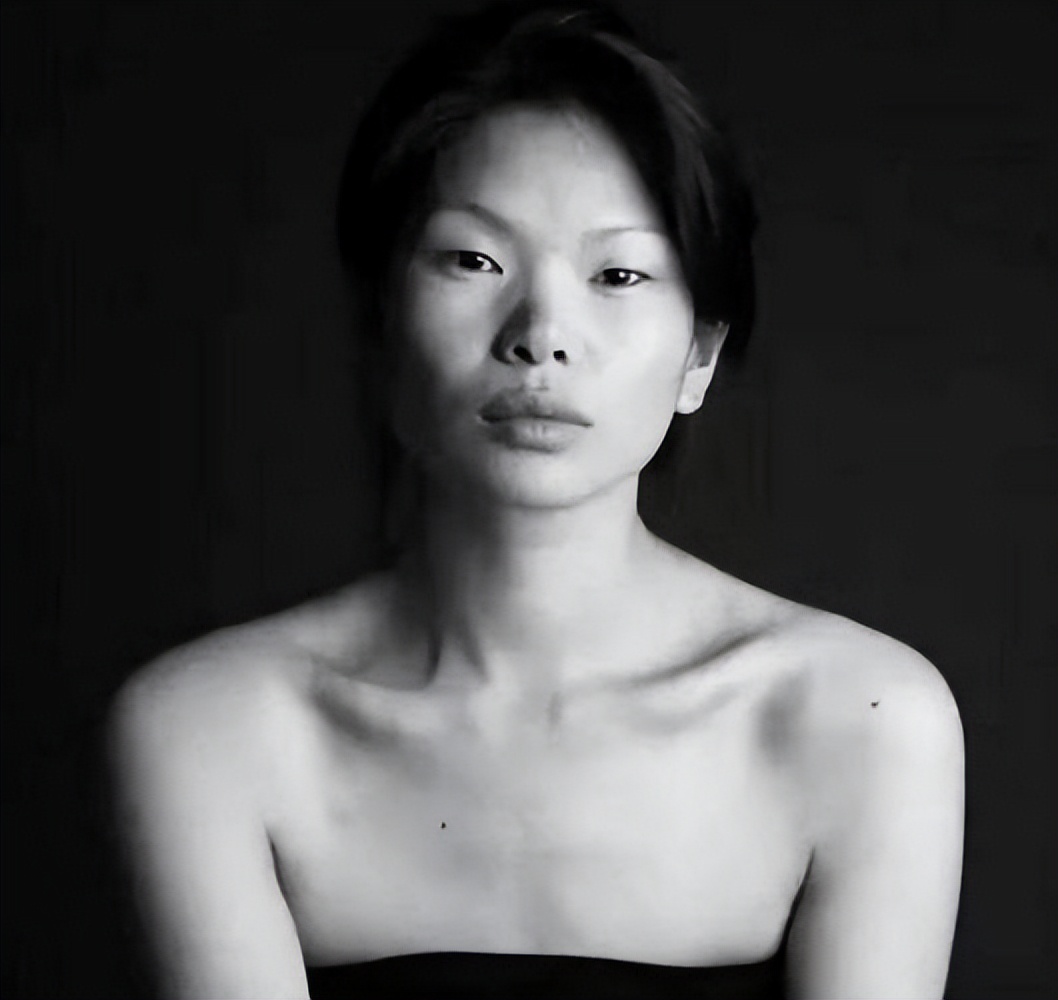 国际名模吕燕个人资料,国际超模吕燕的成长史