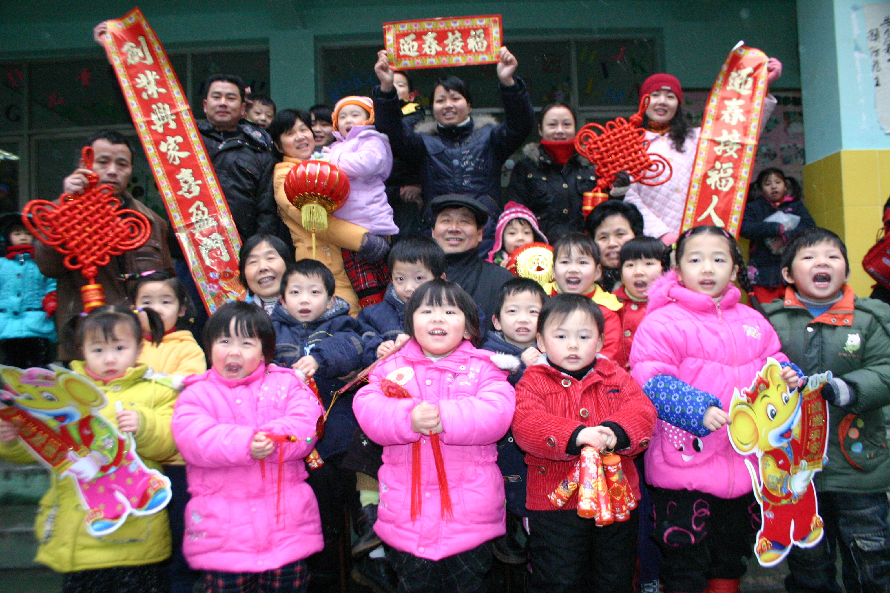 ＃新年献礼＃：岁月如歌开创万医康养康多多代购消费新局面